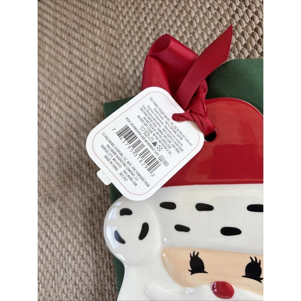 HALLMARK TEA TOWEL & CERAMIC DISH SANTA NEW WITH TAGS TWO PIECE SET
